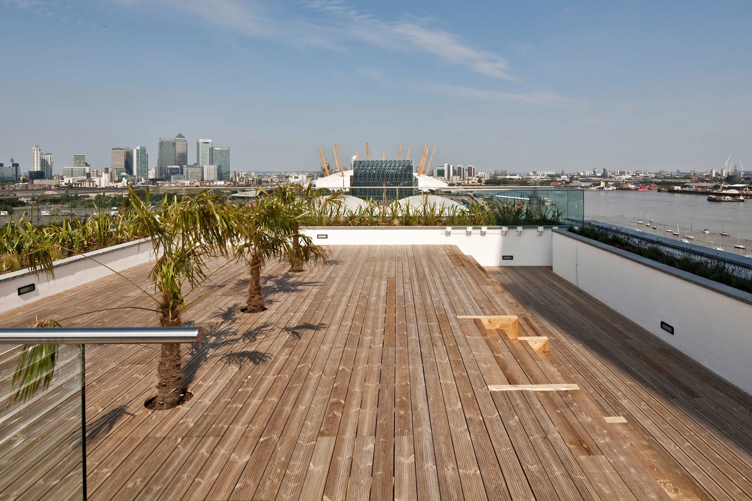 Roof Terrace Builder Commercial Roof Conversion Garden Design Flat Roofer Builder Designer Contractor Kensington Cheslea London City