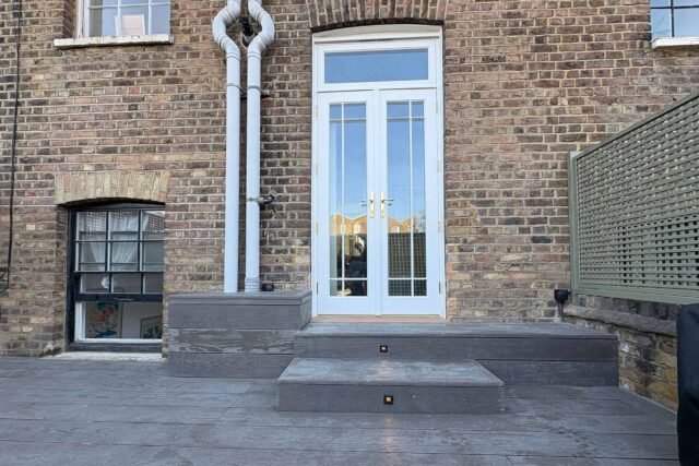 Flat roofer roof terrace garden builders Little Venice Maida Vale decking design specialists
